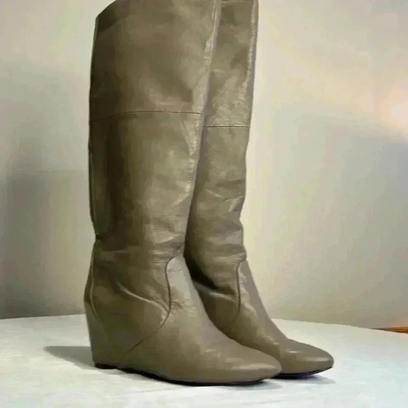 Report Shoes - Report Leather Wedge  Boot Neutral Fall Winter Boots. Country Chic